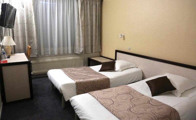 Nord-hotel 2* Lille