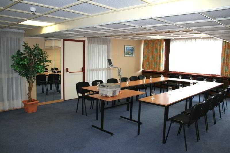 Nord-hotel 2* Lille